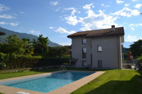 lido 3 pool, 30m from the lake, pet friendly COMO LAKE